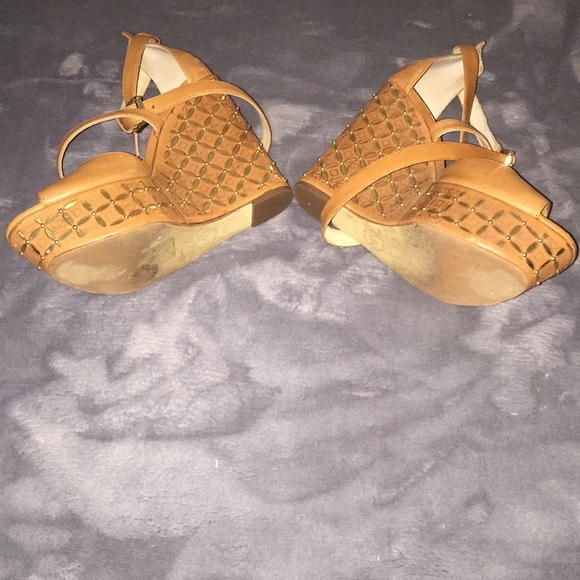 FLATS - Picture 4 of 4